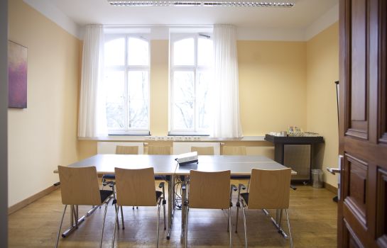 Hotel Mutterhaus Dusseldorf Great Prices At Hotel Info