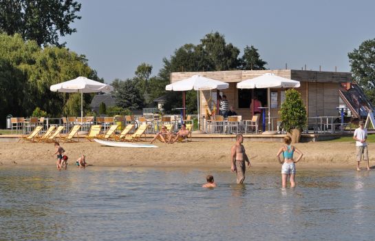 Dummerhotel Strandlust In Lembruch Hotel De