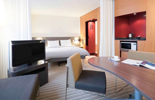 Hotel Novotel Suites Paris Montreuil Vincennes Hotel De The suite novotel paris montreuil vincennes offers private indoor car parking. hotel de