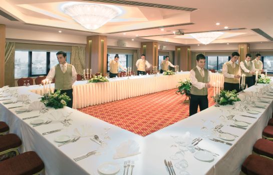 Movenpick Hotel Izmir Great Prices At Hotel Info