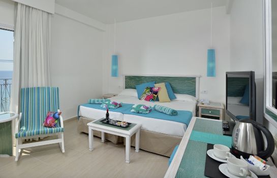 Zimmer Sol Beach House Menorca adults only