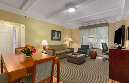 Suite Best Western Plus Hospitality House