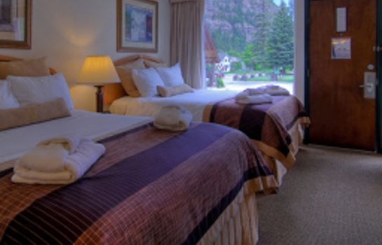 Zimmer Twin Peaks Lodge & Hot Springs