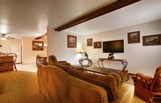 Suite BW BY MAMMOTH HOT SPRINGS