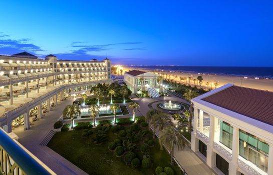 Außenansicht Las Arenas Balneario Resort - Leading Hotels of the World