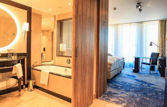 Intercontinental Hotels Dusseldorf Great Prices At Hotel Info