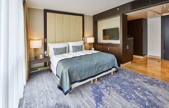 Intercontinental Hotels Dusseldorf Great Prices At Hotel Info