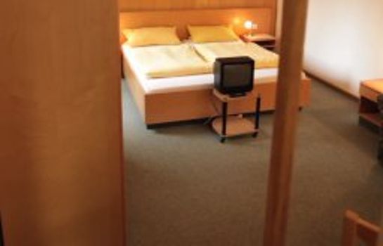 Hotel Charlotte Bad Nenndorf Great Prices At Hotel Info