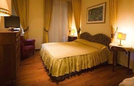 Hotel Hotel Giardino En San Lorenzo In Campo Hotel De