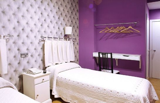 Hotel Hostal Los Angeles In Madrid Hotel De