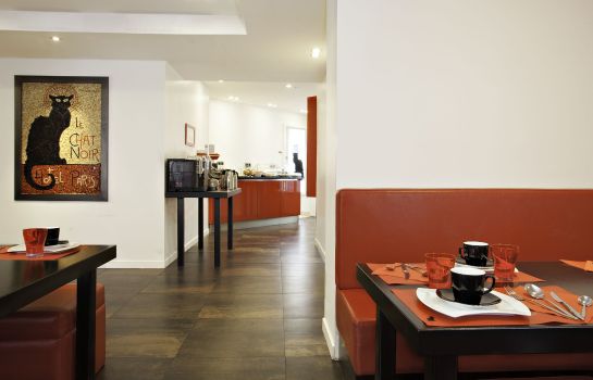 Hotel Le Chat Noir Paris Great Prices At Hotel Info