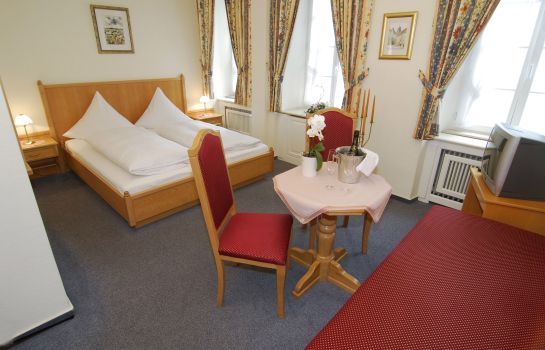 Hotel Wirtshaus Zum Pferdemarkt In Saarburg Hotel De