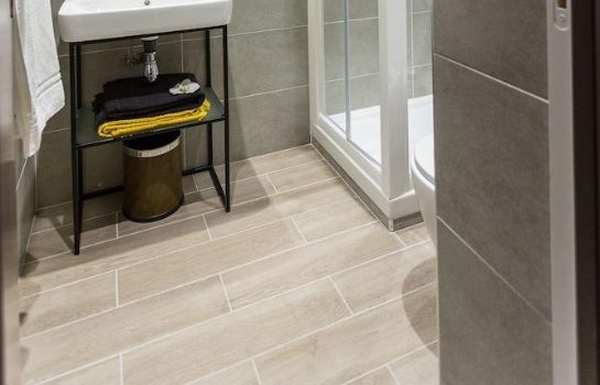 Pratic Hotel In Paris Great Prices At Hotel Info