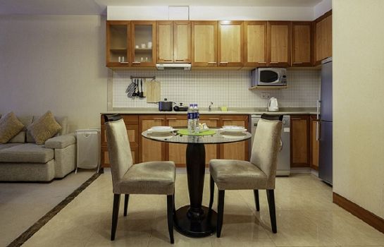 Suite Dalian Asia Pacific Service Apartment Former: Somerset Harbour Court