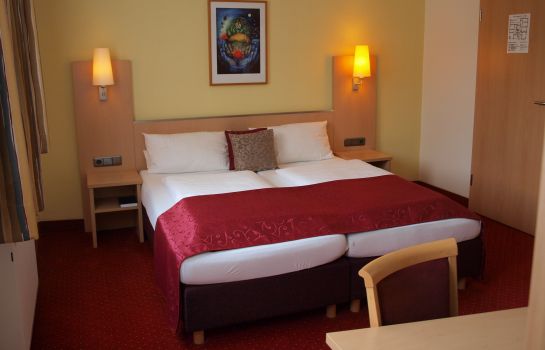 hotel an der eiche kulmbach great prices at hotel info