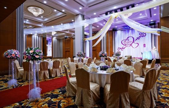 Hotel The Pearl Kuala Lumpur Petaling Jaya Sungai Buloh Great Prices At Hotel Info