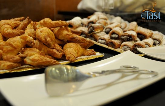 Frühstücks-Buffet Class Valls Hotel