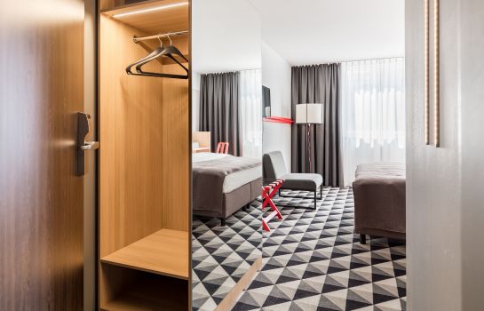 Doppelzimmer Komfort AZIMUT Hotel Vienna