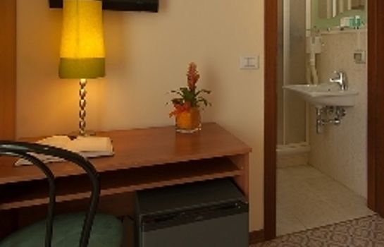 Diva Hotel Florence Great Prices At Hotel Info