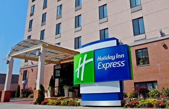 Widok zewnętrzny Holiday Inn Express NEW YORK-BROOKLYN