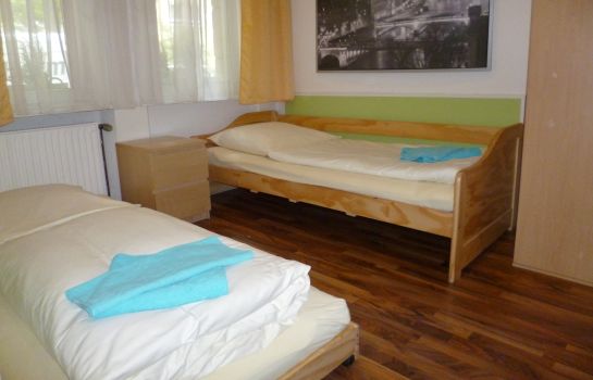 Central Pension - Fürth – Great prices at HOTEL INFO