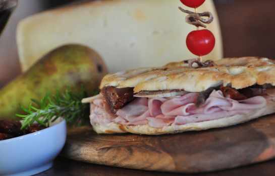 hotel la vecchia fonte palau great prices at hotel info