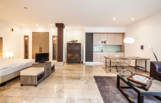 Hotel Burns Art Culture Dusseldorf Great Prices At Hotel Info