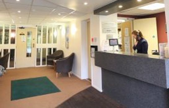 Days Inn By Wyndham London Stansted Airport Bishops - 