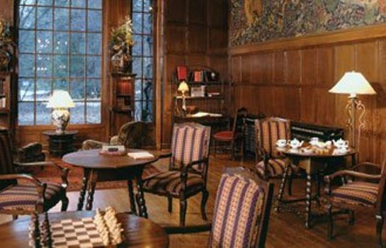 Hotel The Ahwahnee In Yosemite Valley Hotel De