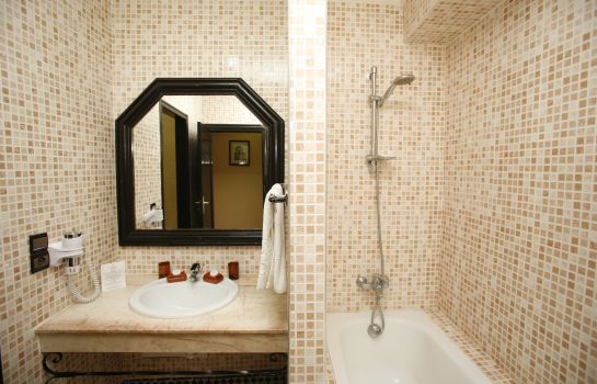 Diwane Decor Cuisine Diwane Hotel Spa Marrakech Great Prices At Hotel Info