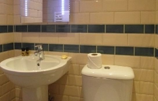 Bathroom Brooks Hotel Edinburgh