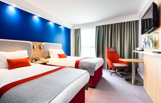 Holiday Inn Express Portsmouth Gunwharf Quays Hotel De