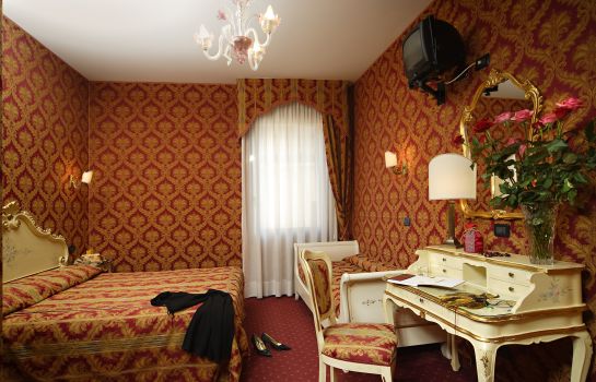 Hotel Gorizia A La Valigia - Venice – Great prices at HOTEL INFO