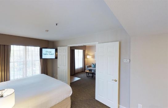 Zimmer Chase Suite Hotel Brea