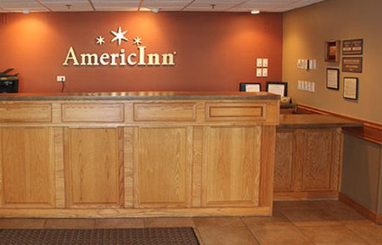 Hotelhalle AmericInn by Wyndham Cedar Rapids/CID Airport