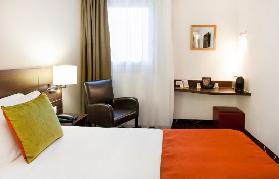 Chambre Comfort Hotel Bordeaux Pessac
