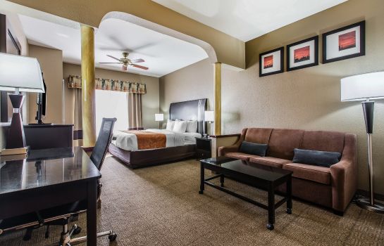 Room Comfort Suites Bakersfield