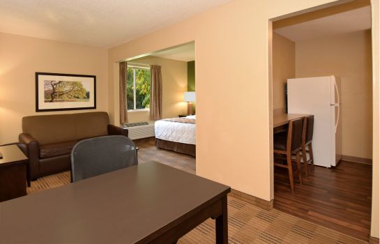 Zimmer Extended Stay America Metro
