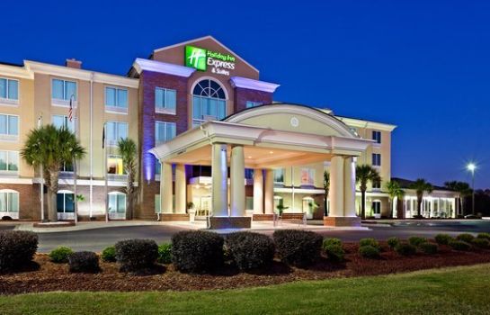 Exterior view Holiday Inn Express & Suites FLORENCE I-95 @ HWY 327