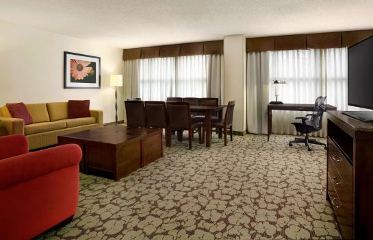 Hilton Garden Inn Atlanta Perimeter Center Great Prices At Hotel