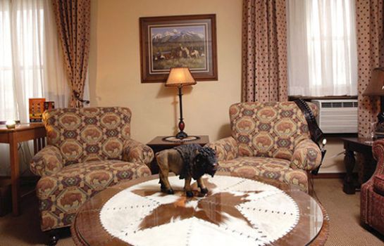Suite an Ascend Hotel Collection Member The Historic Plains Hotel
