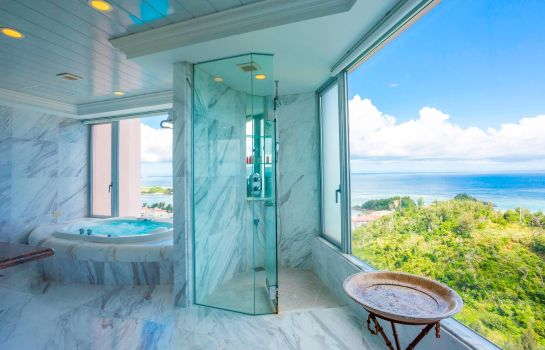 Suite Okinawa Marriott Resort & Spa
