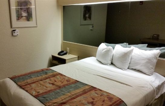 Zimmer Quality Inn and Suites El Paso I-10
