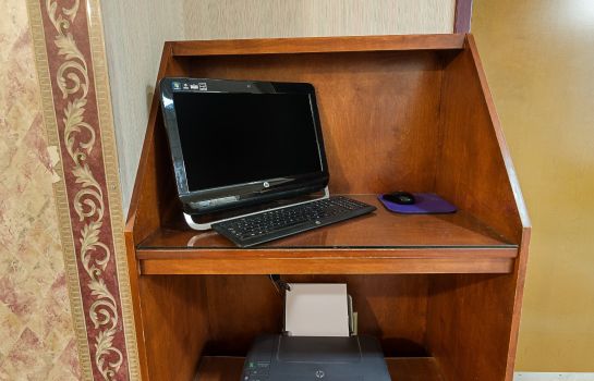 Hotel Mainstay Suites Airport In Roanoke Hotel De
