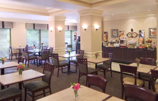Restaurant Holiday Inn Express & Suites ALPHARETTA - WINDWARD PARKWAY