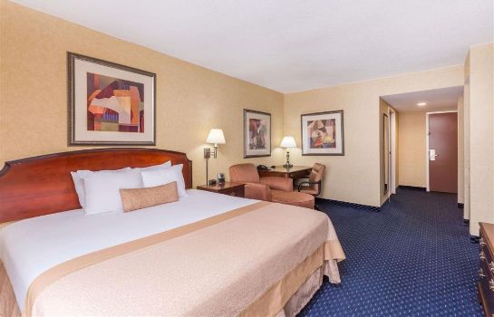 Zimmer Wingate by Wyndham Greenville Airport