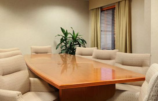 Conference room Wingate by Wyndham DFW / North Irving