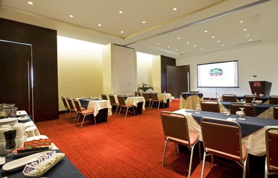 Conference room Courtyard Panama Multiplaza Mall