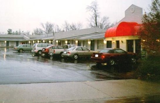 Widok zewnętrzny Red Carpet Inn Greensboro