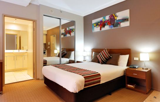 Suite APX Darling Harbour